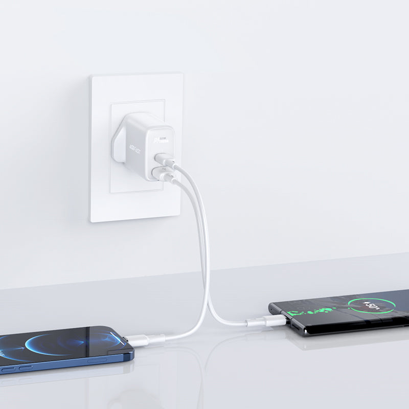 A8 PD32W (USB-C+USB-A) Dual Port Charger (UK)