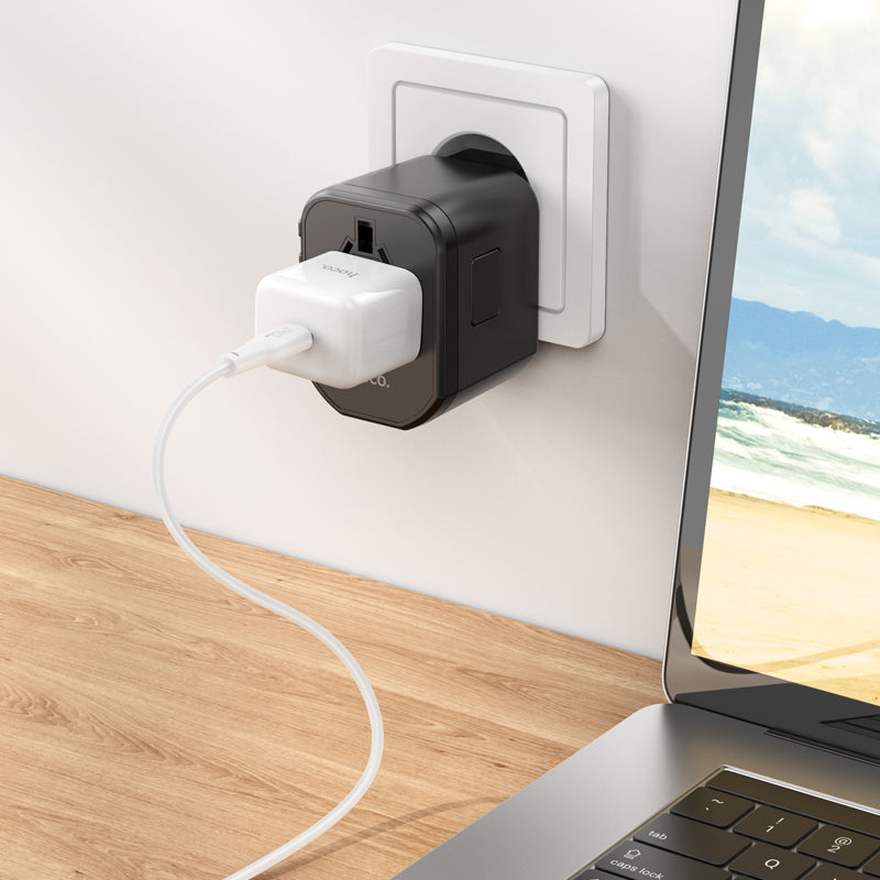 Hoco AC15 Walker Three-Port PD20W (1C2A) Universal Conversion Charger