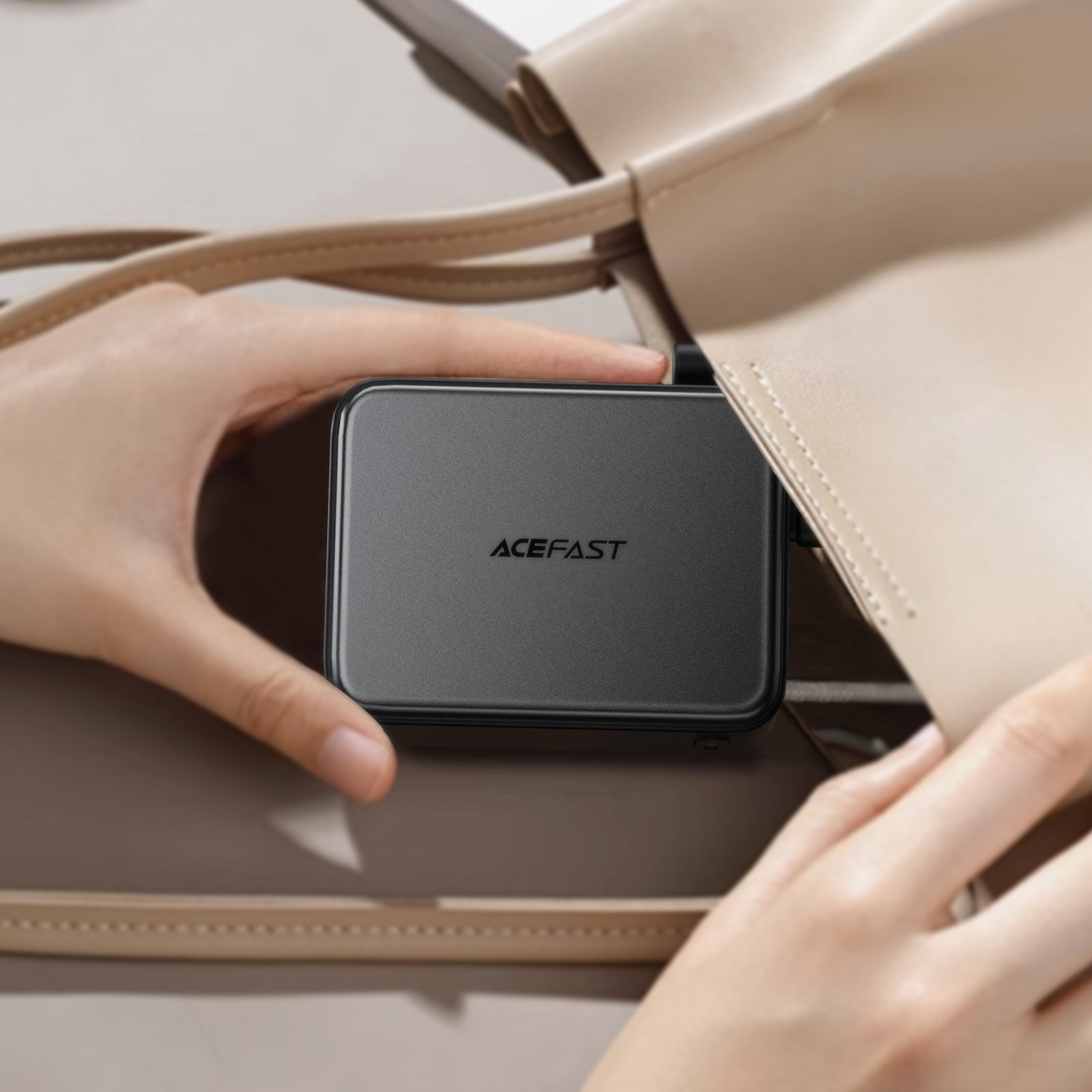M28 22.5W Fast Charging Power Bank With Cable 10000mAh